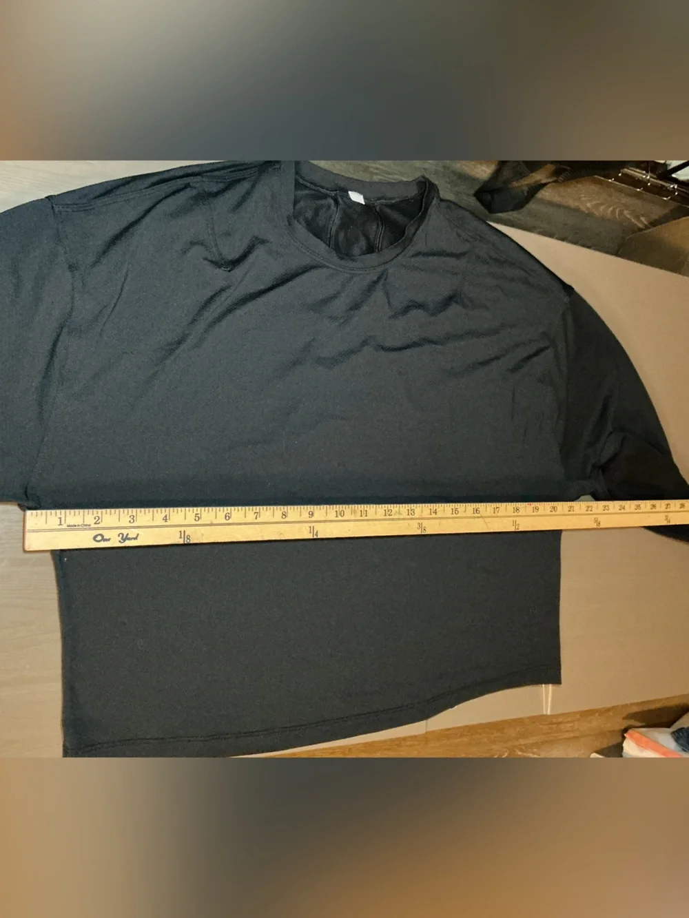 Black Long-Sleeve Crop Top - Women